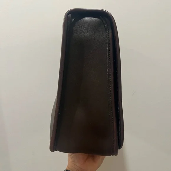 Vintage Coach Mahogany Stewardess - Picture 3 of 16